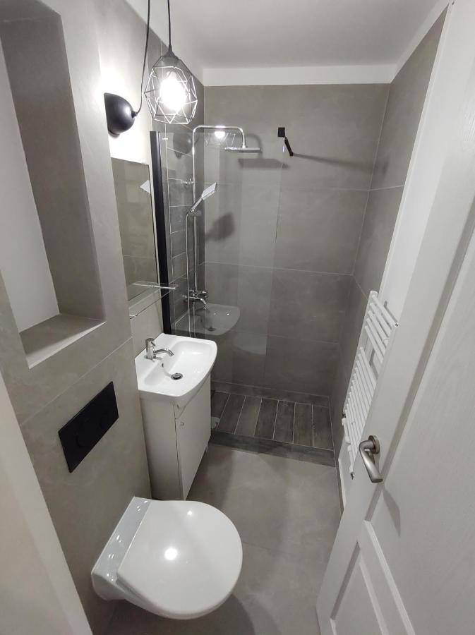 Mdc Apartment *